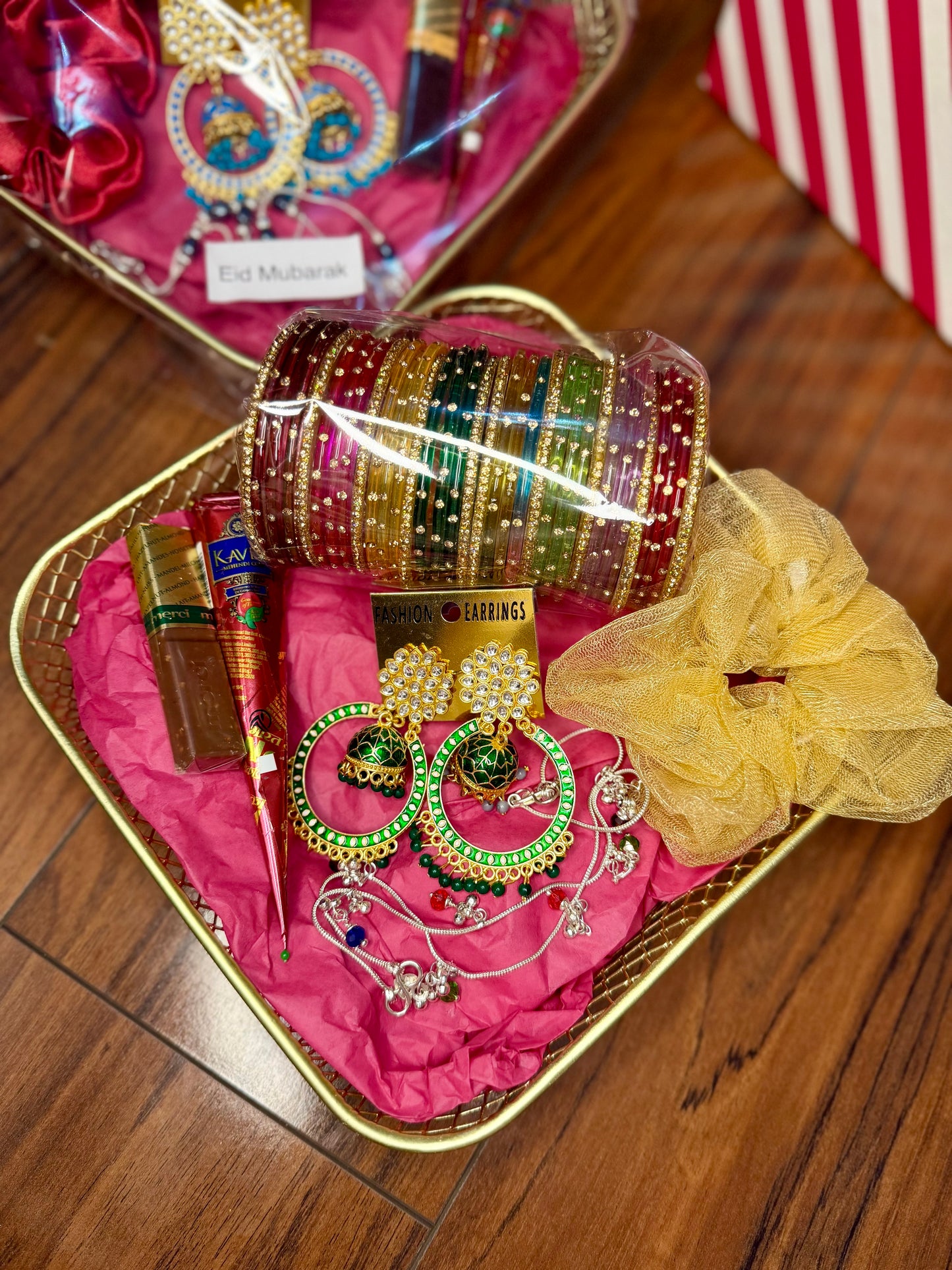 Glass Bangles Set Gift Hamper