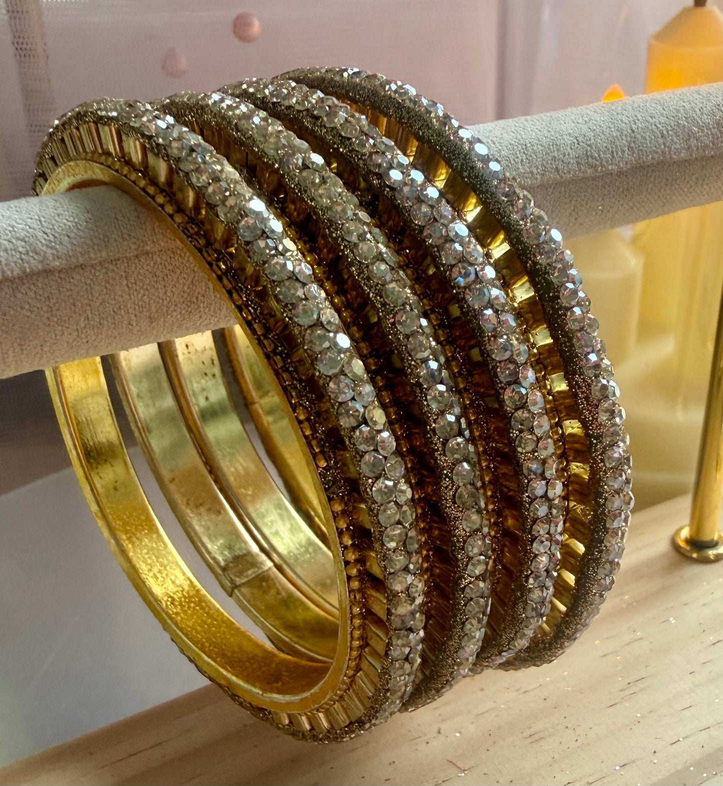 Gold Stone Metal Karas
