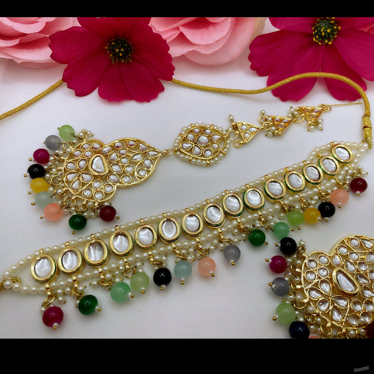 Kundan Pearl Choker, Earings & Maang Tikka Set- Multicoloured