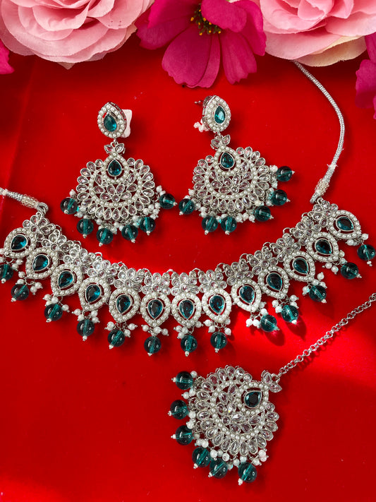 Kundan Silver Necklace, Earings & Maang Tikka Set- Teal