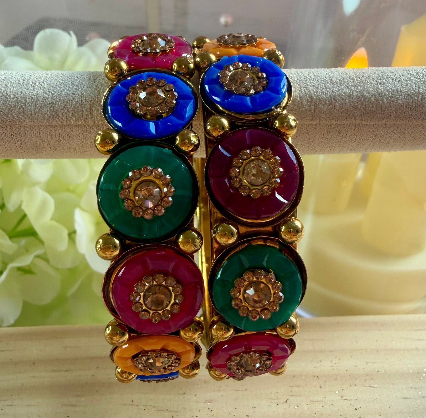 Multicoloured Stone Metal Karas