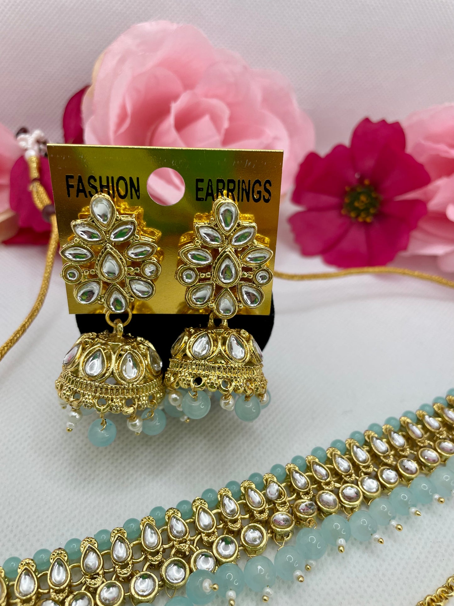 Kundan Choker, Earings & Maang Tikka Set- Baby/Sky Blue