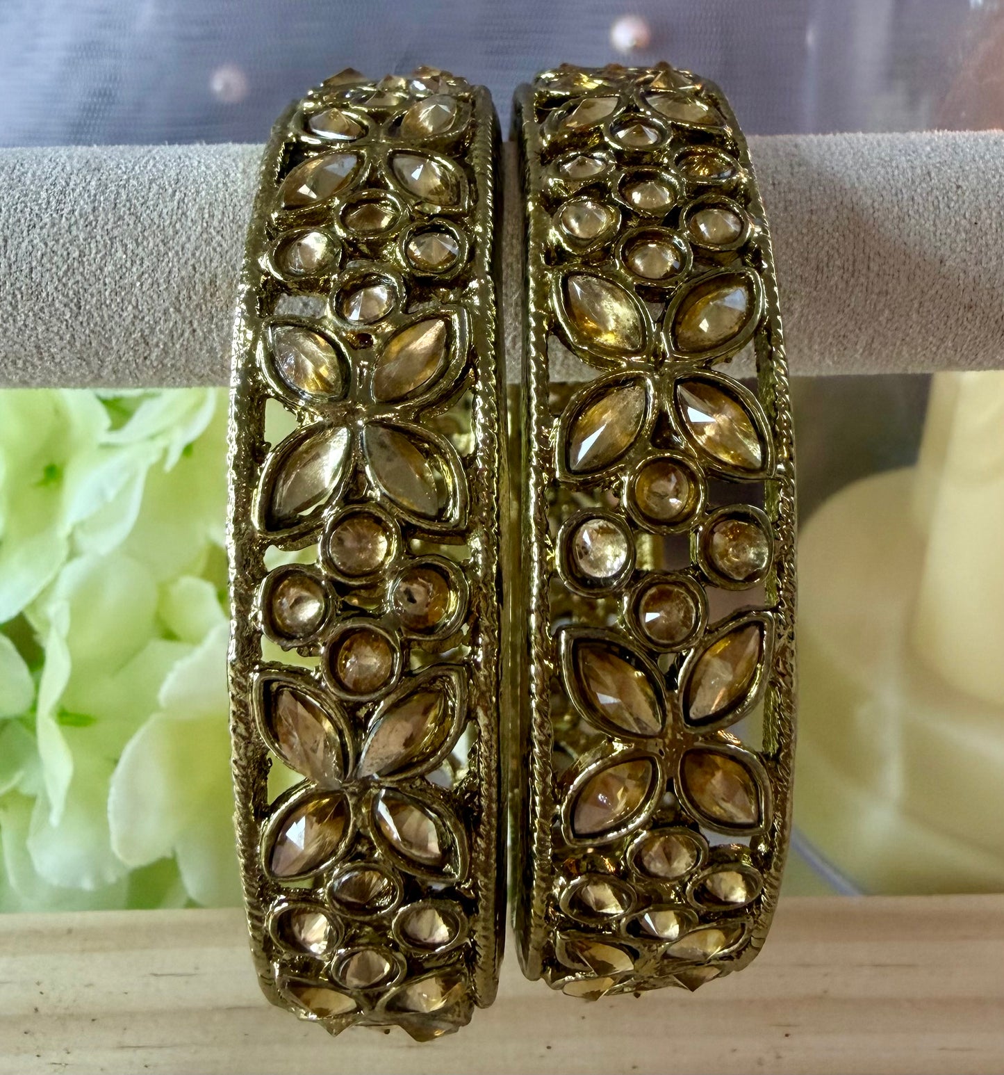 Kundan Flower Metal Karas