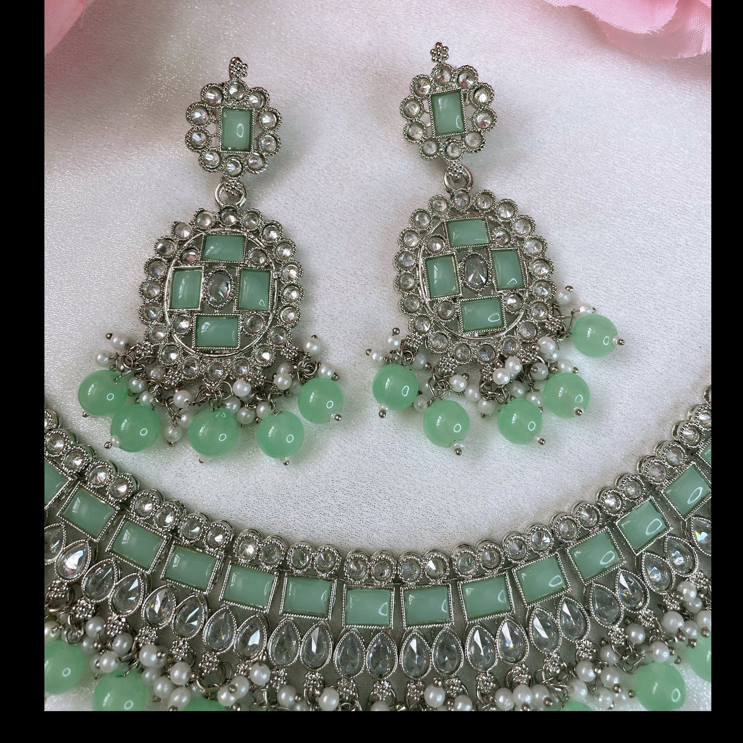 Kundan Silver Necklace, Earings & Maang Tikka Set- Mint Green