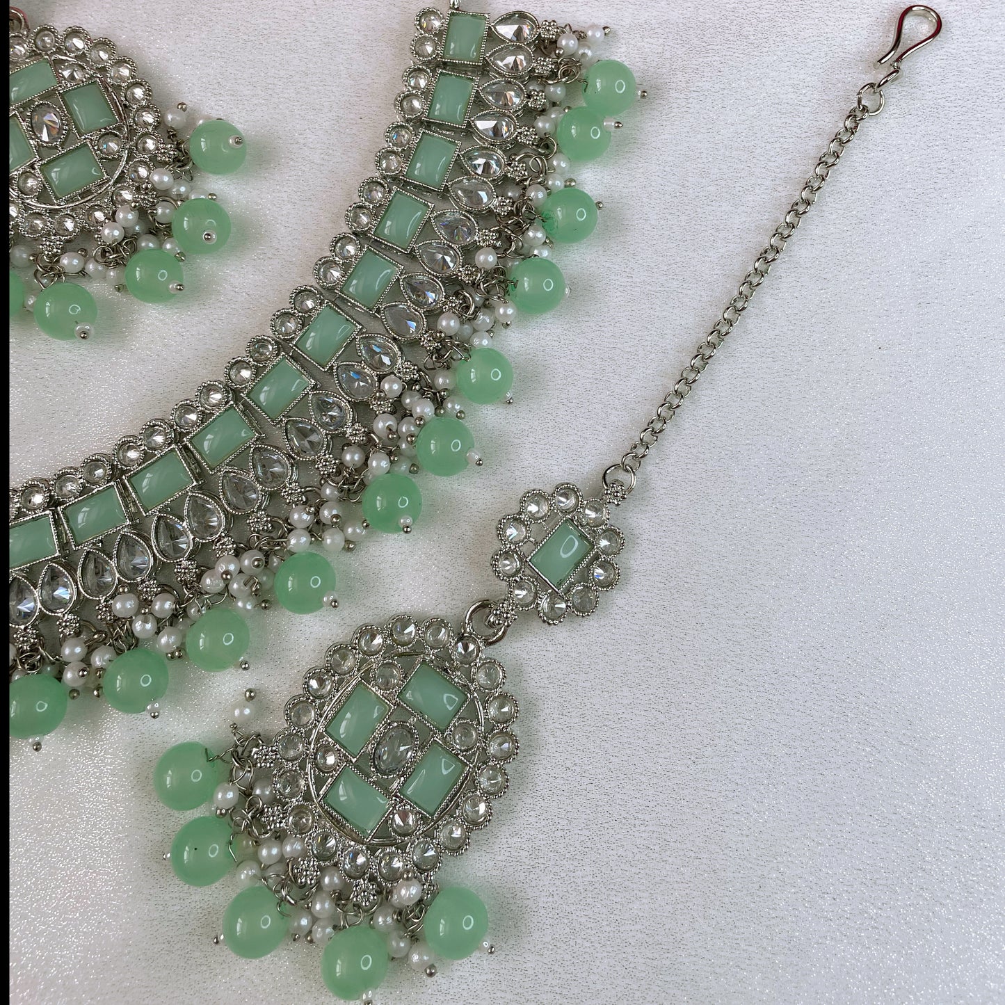 Kundan Silver Necklace, Earings & Maang Tikka Set- Mint Green