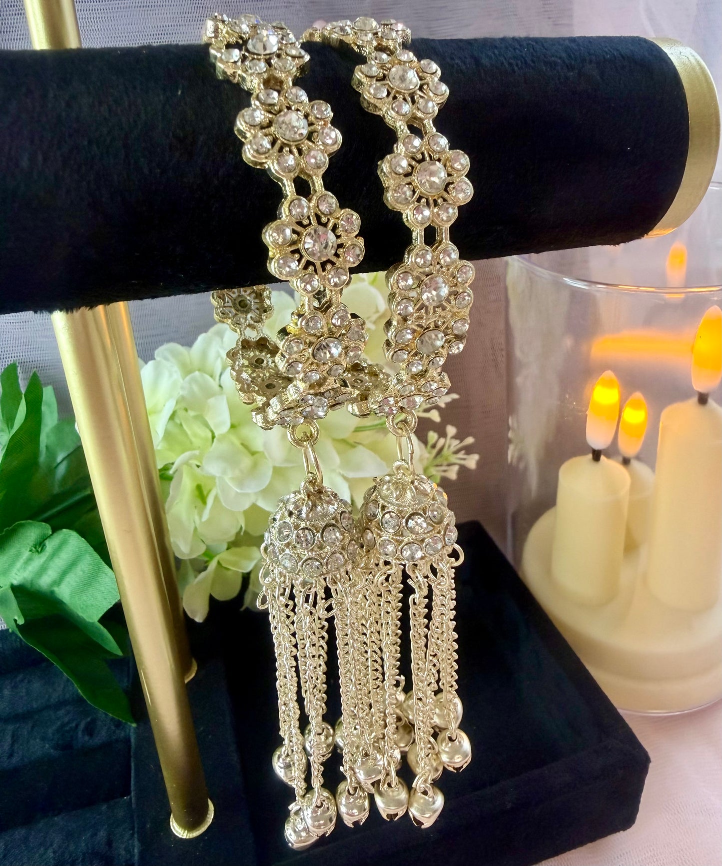 Kundan Gold Flower Hanging Metal Karas- Sound Effect Ghungroo.