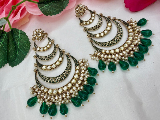 Kundan Bottle Green Earings