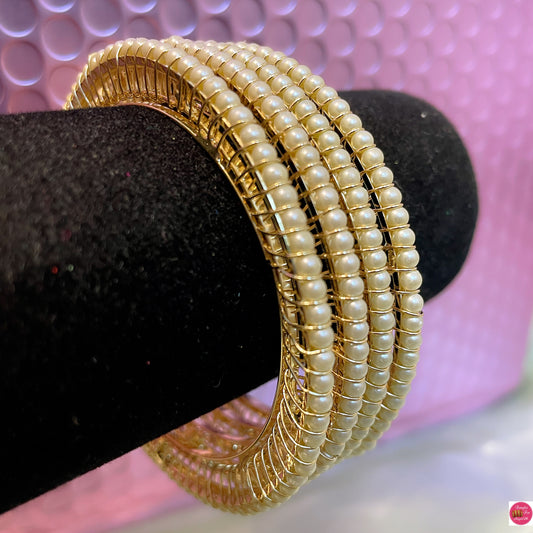 White Pearl Metal Karas