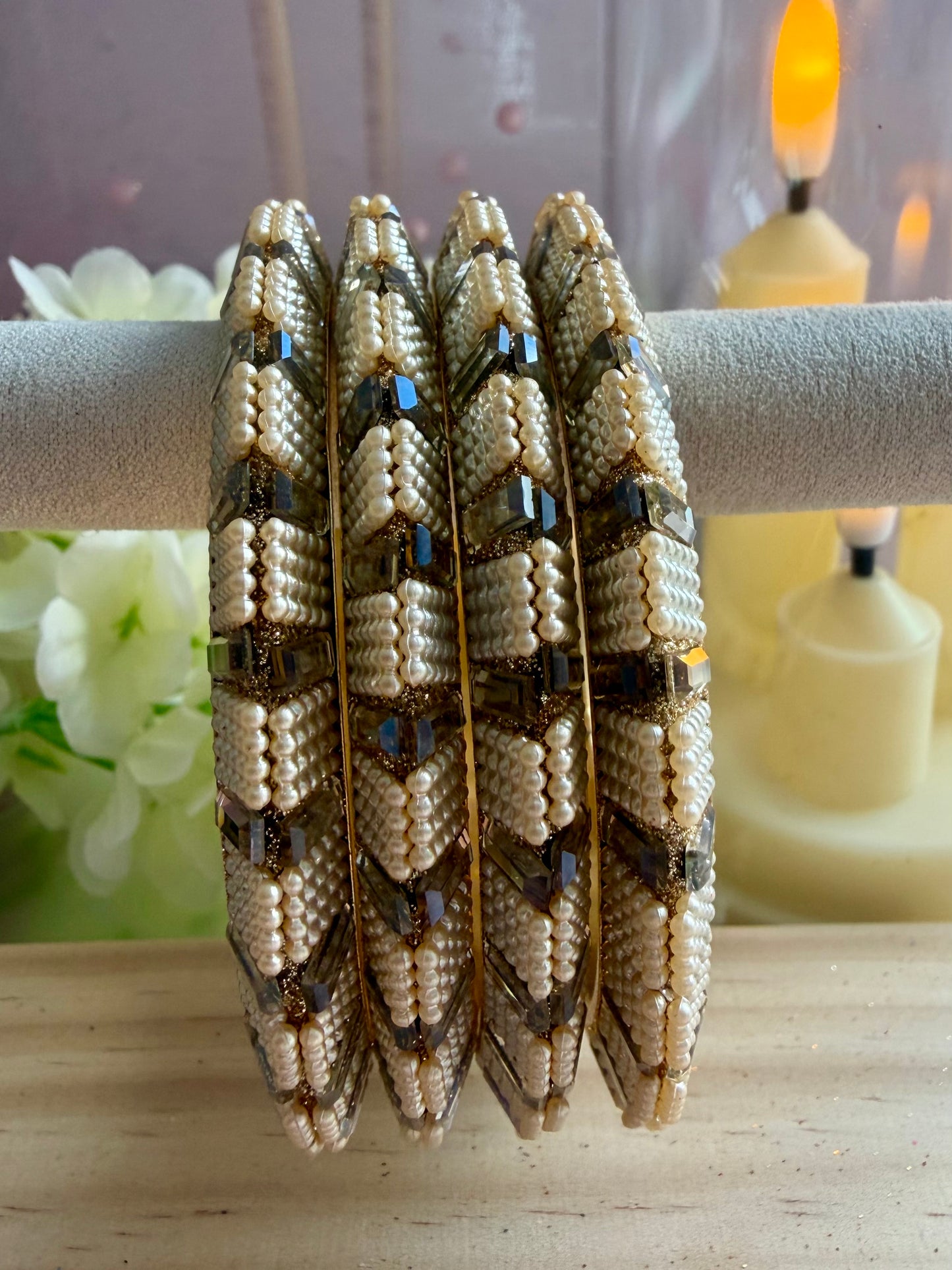 Gold Stone Metal Karaas