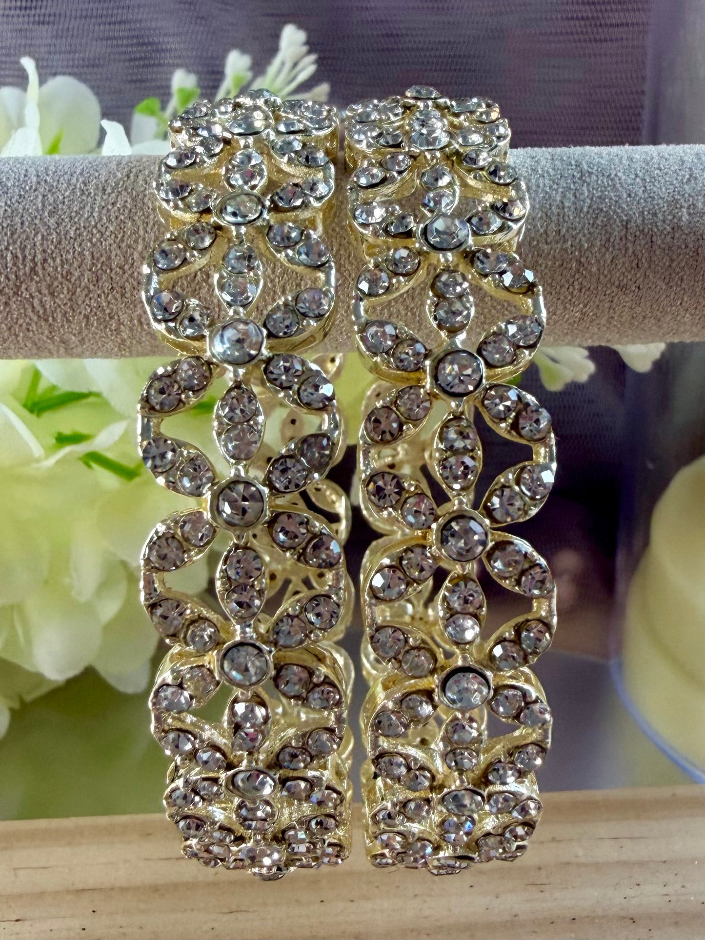 Gold Flower Metal Karas