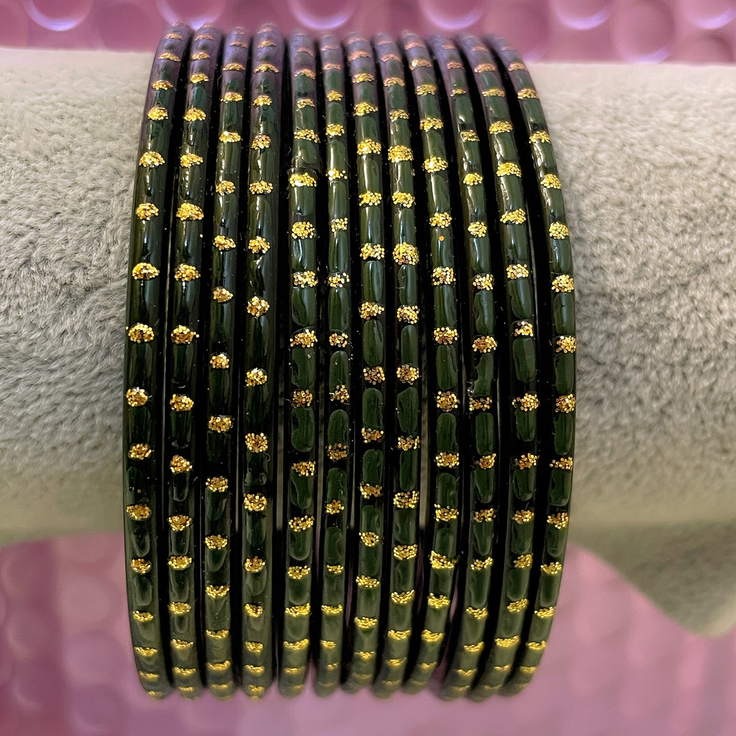 Glass Bangles in various colours: Size 2.10