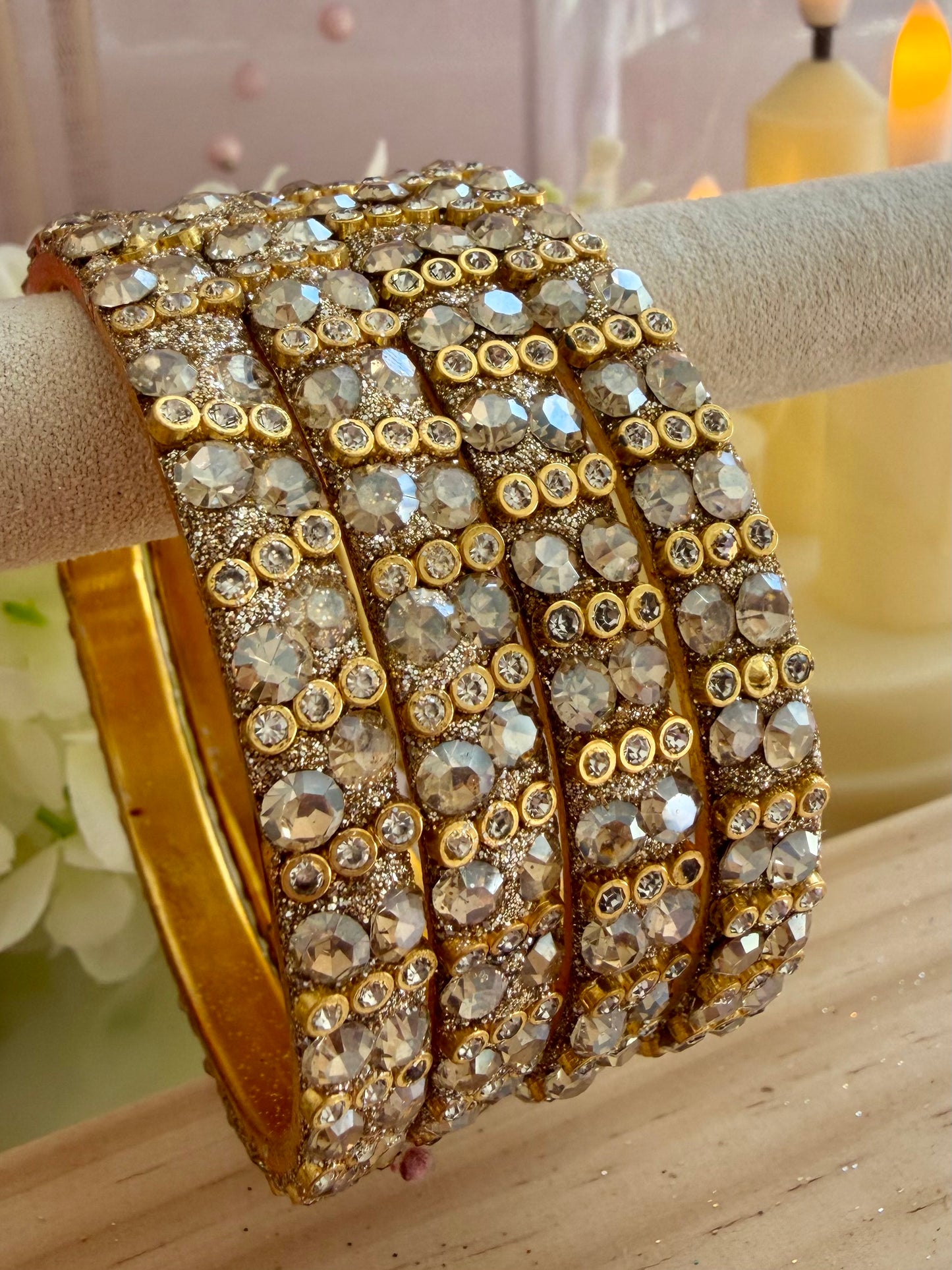 Gold Stone Metal Karas