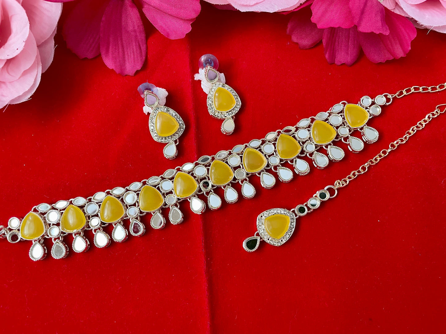 Monalisa Stone Mirror Choker, Earings & Maang Tikka Set- Yellow