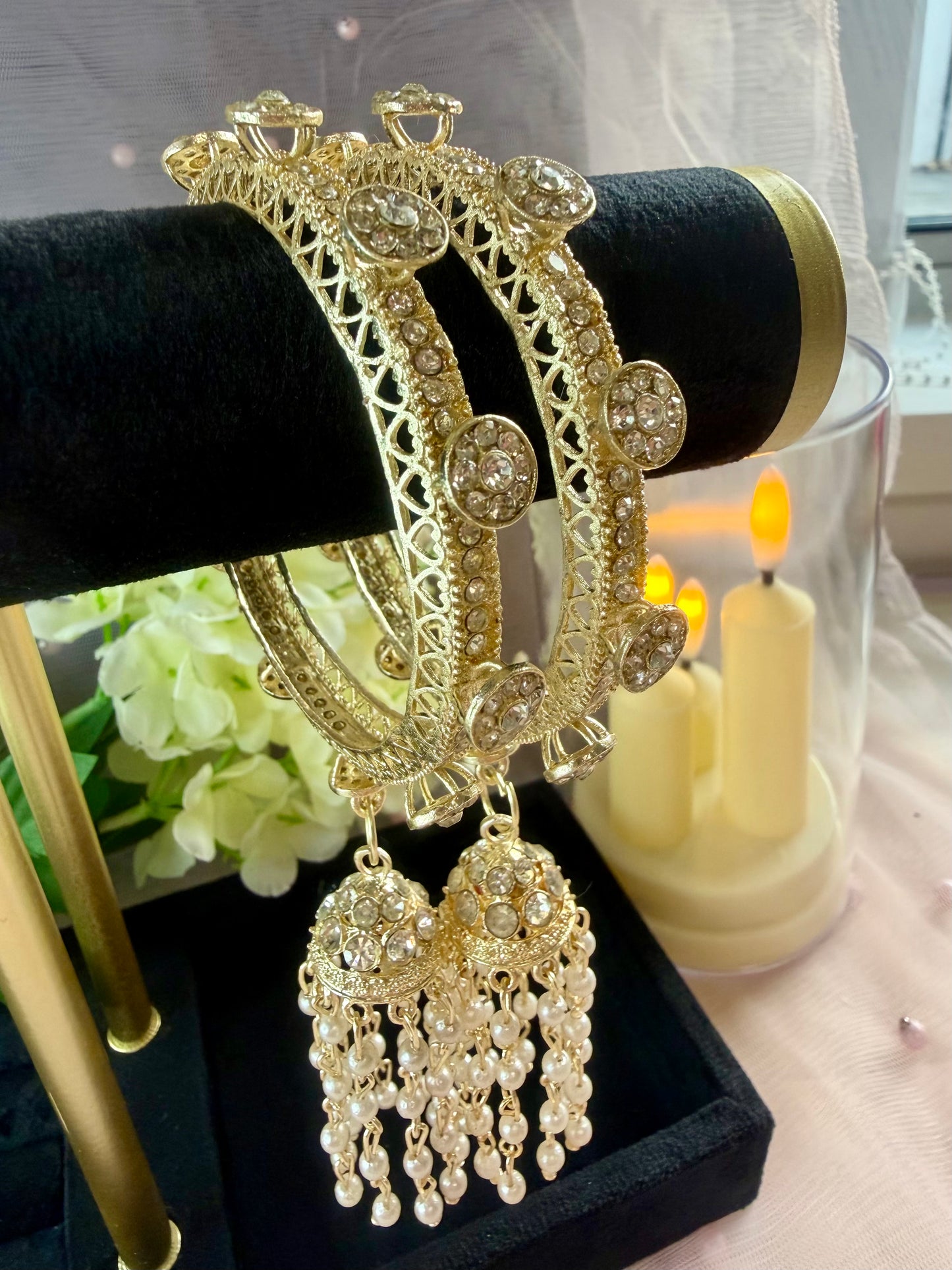 Kundan Gold Pearl Jhumka Metal Karas.