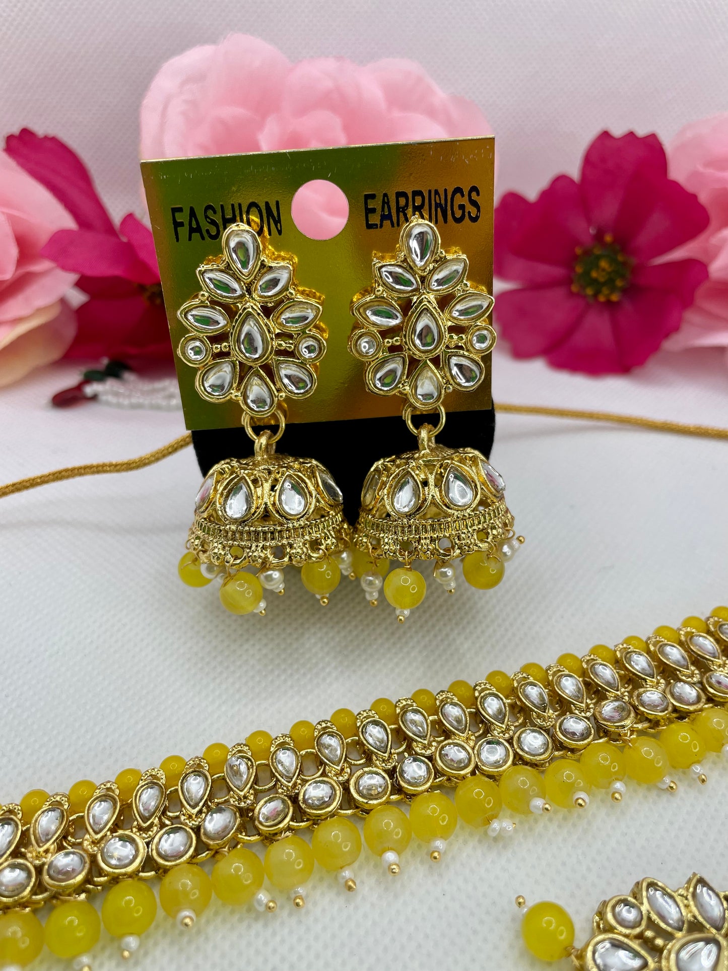 Kundan Choker, Earings & Maang Tikka Set- Yellow