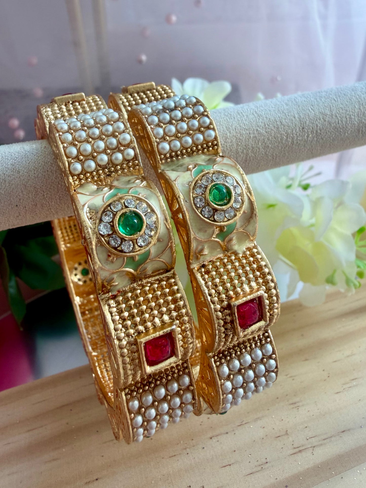 Jadaau Kundan Gold Karas