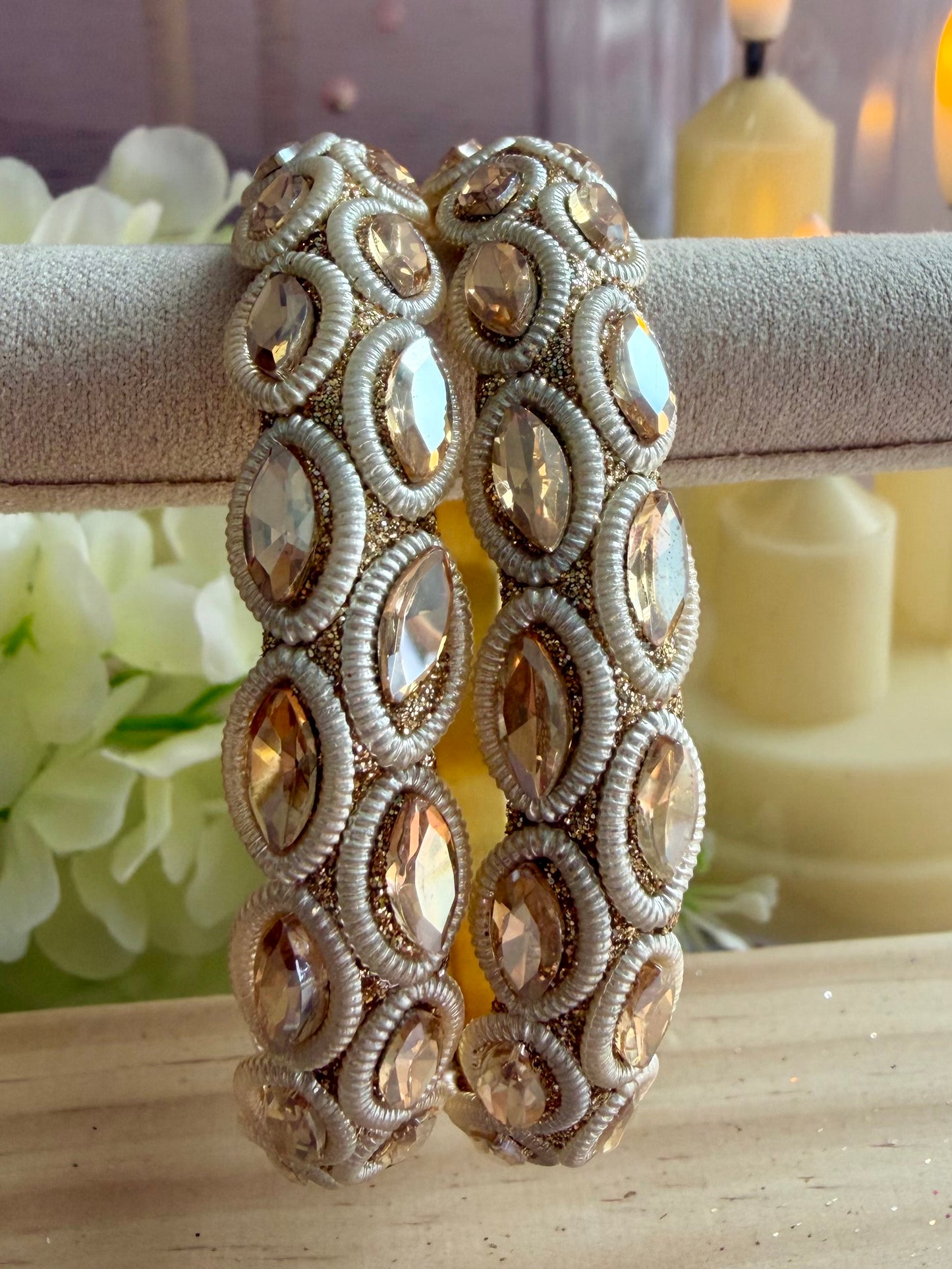 Gold Stone Metal Karas
