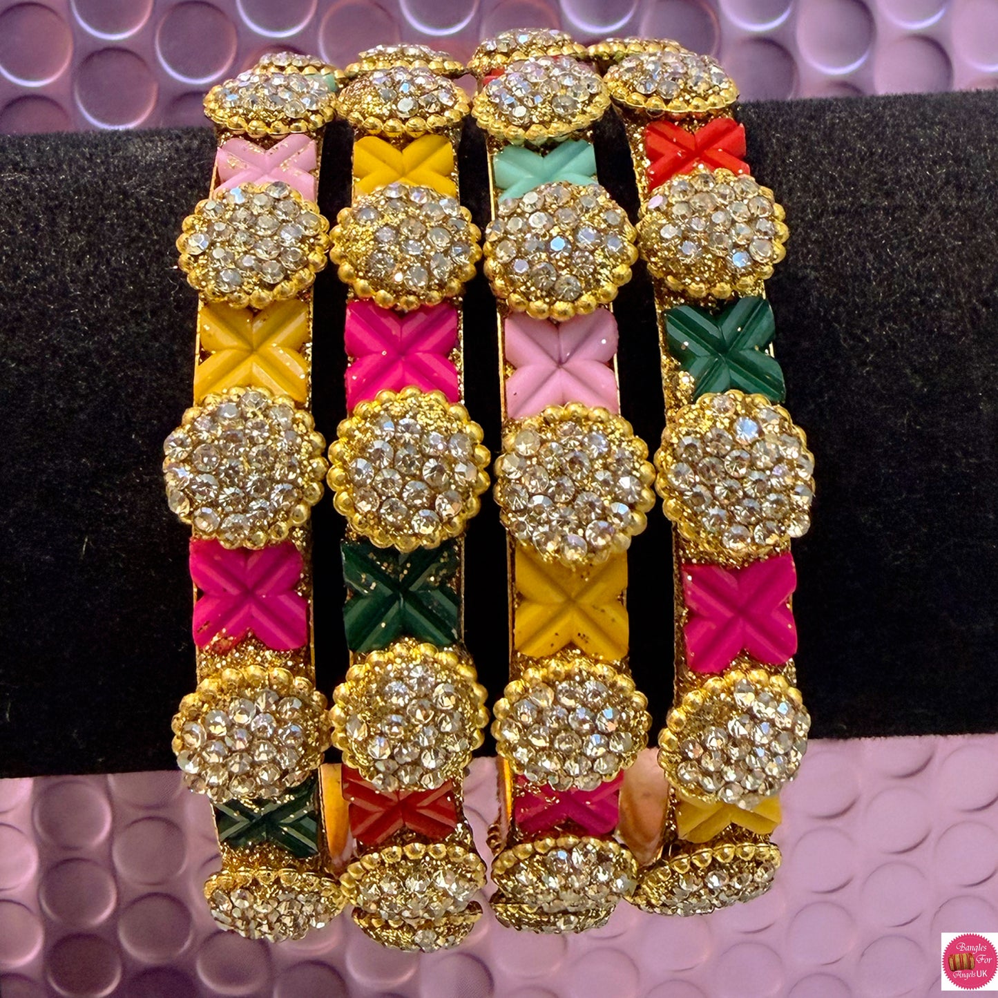 Multicoloured Stone Metal Karas