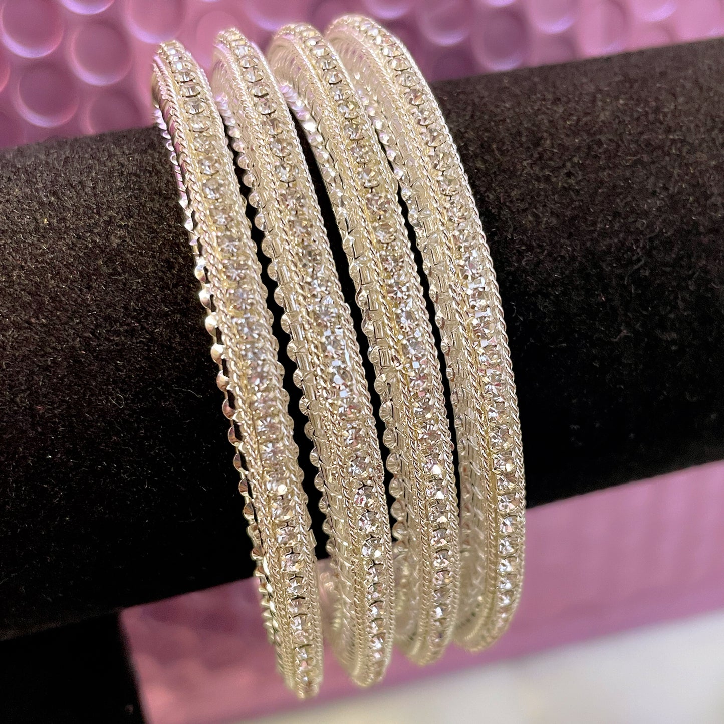 Silver Stone Metal Karas