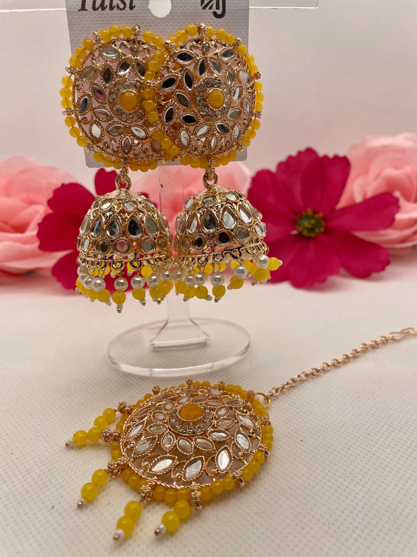 Kundan Pearl Maang Tikka & Earings Set- Yellow