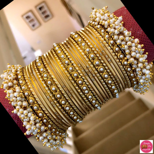 Pearl Gold Bangle Set