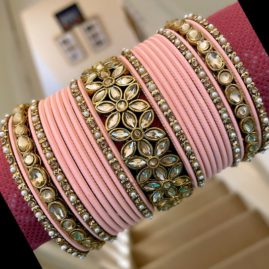 Kundan Metal Bangle Set - Peach