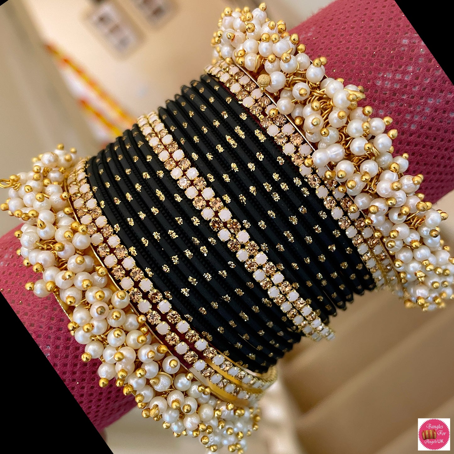 Pearl Metal Bangle Set - Black