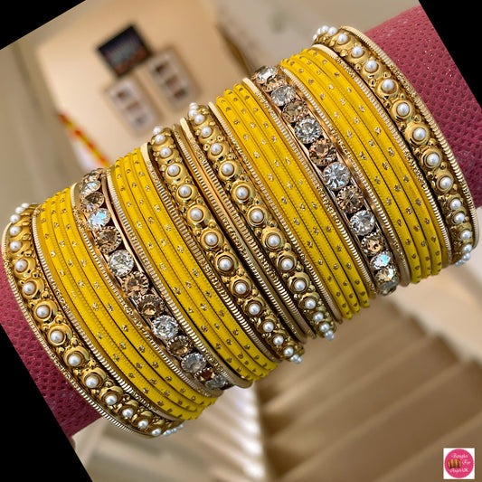 Zirconia Pearl Metal Bangle Set - Light Yellow