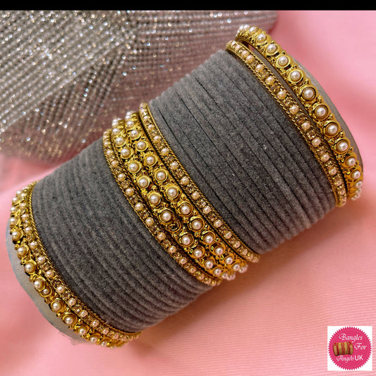 Pearl Velvet Bangle Set - Grey