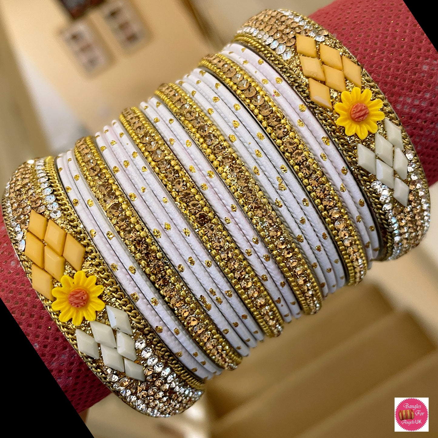 Gold Flower Metal Bangle Set - White