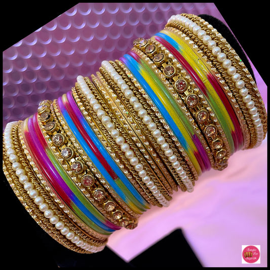 Multicoloured Pearl Metal Bangle Set