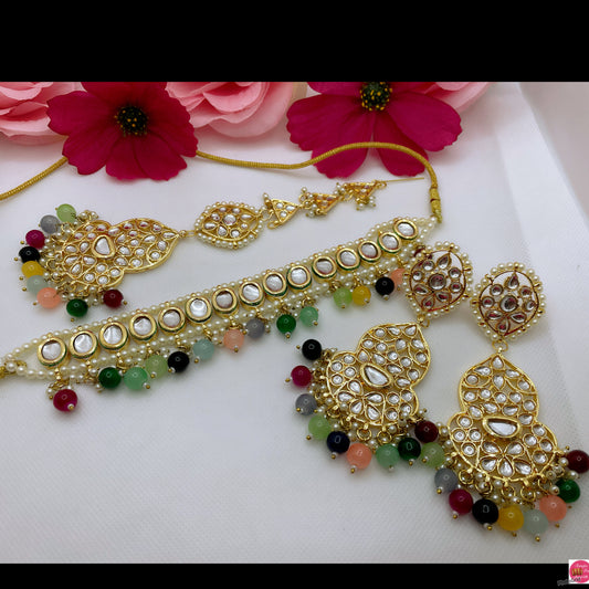 Kundan Pearl Choker, Earings & Maang Tikka Set- Multicoloured
