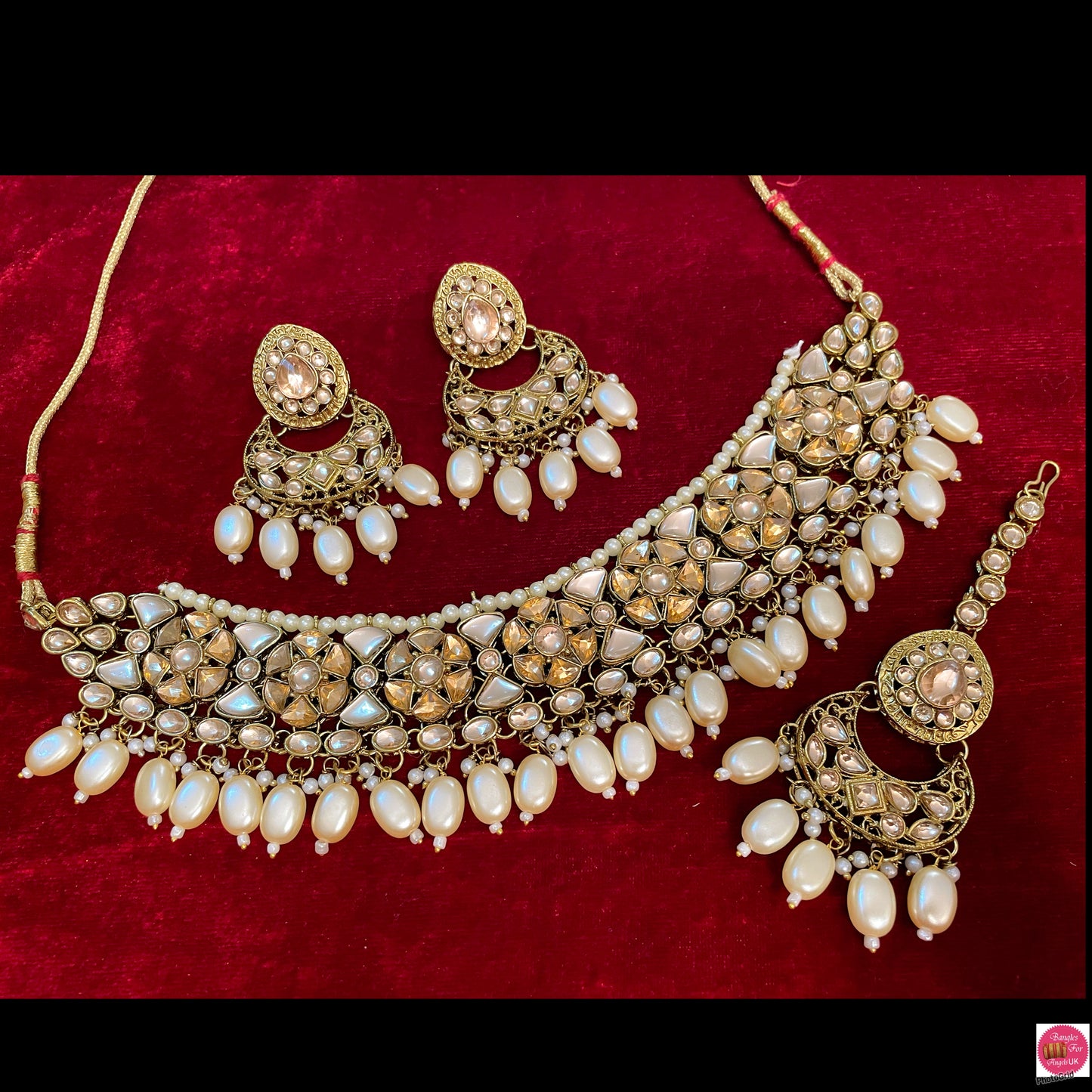 Kundan Gold & Pearl Choker, Earings & Maang Tikka Set