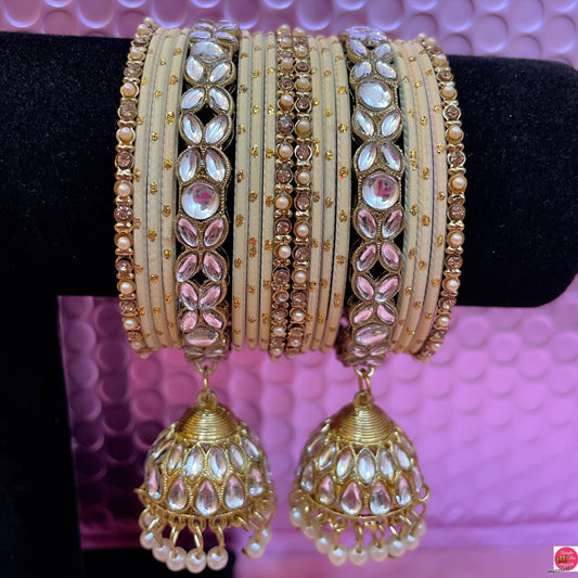 Kundan Gold Metal Bangles Set- Cream