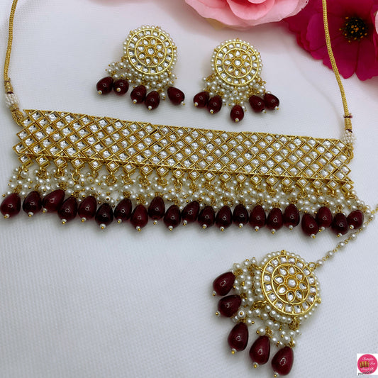 Kundan Gold Pearl Choker, Earings & Maang Tikka Set- Maroon