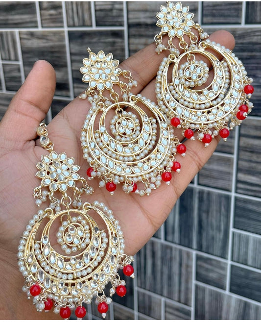 Kundan Pearl Maang Tikka & Earings Set- Red