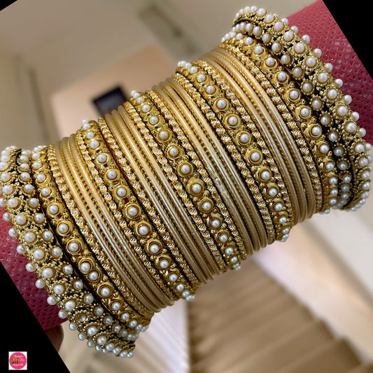 Pearl Gold Metal Bangle Set