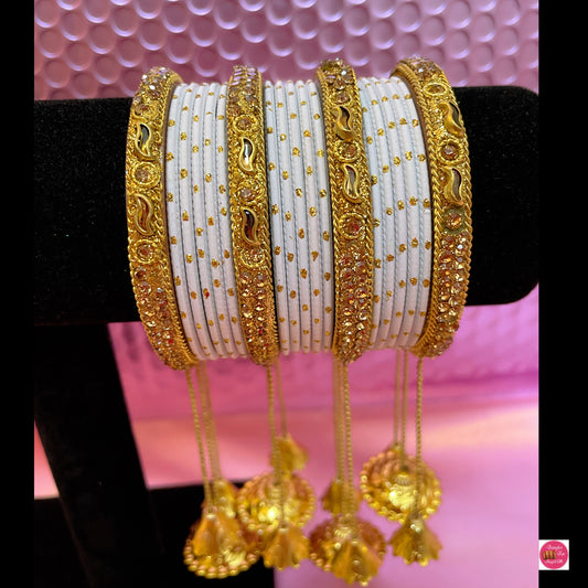 Gold Hanging Metal Bangle Set- White