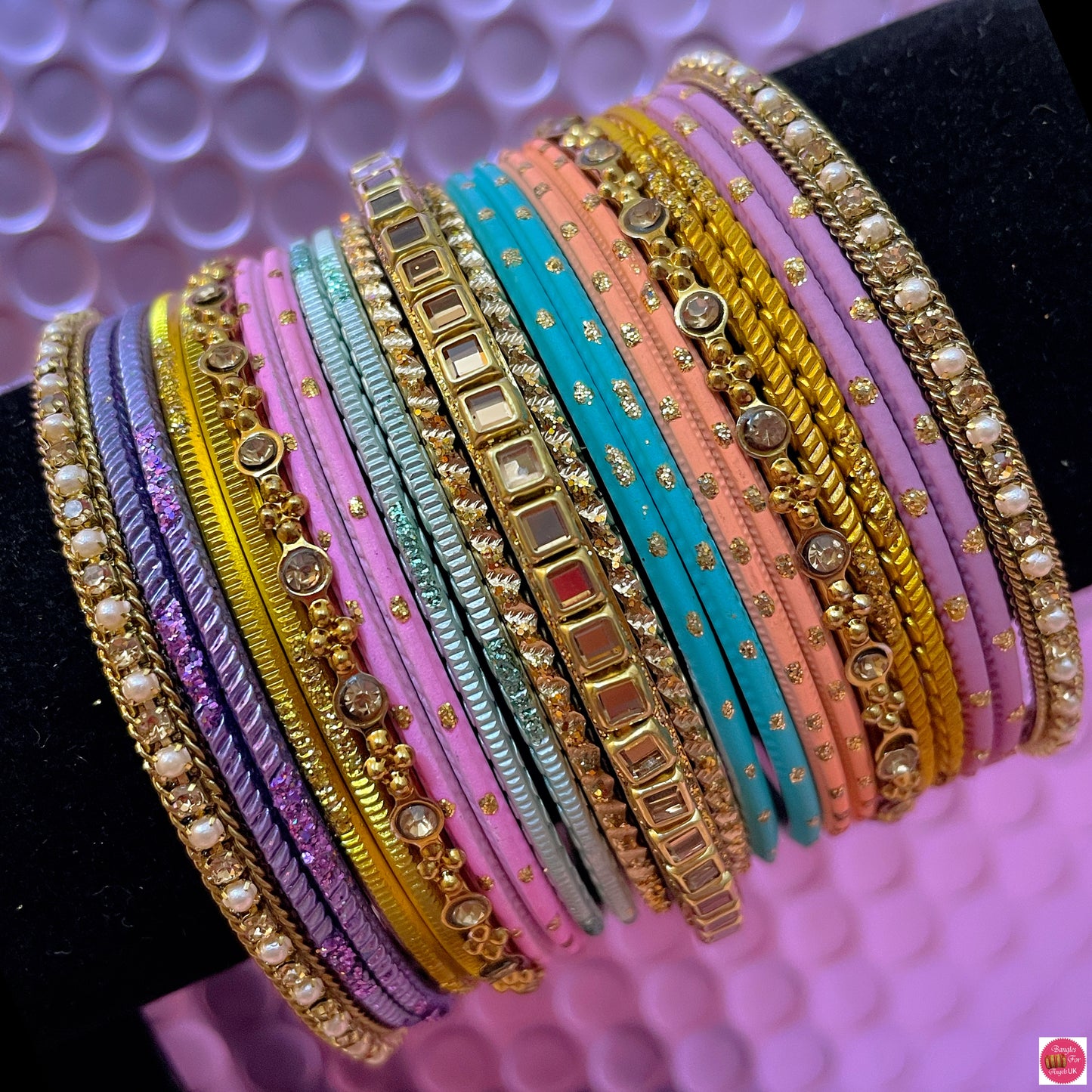 Multicoloured/Pastel Metal Bangles Set